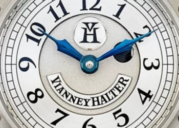 vianney-halter-trio-grande-date-watch-review-1