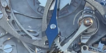 theo-levaltier-ariette-watch-review-1