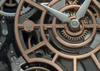 felipe-pikullik-Mondphase-2-watch-review-1