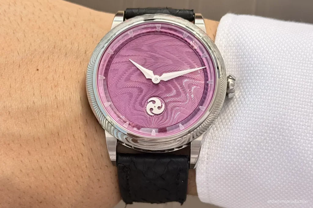 gos-norrsken-fuchsia-watch-review-3
