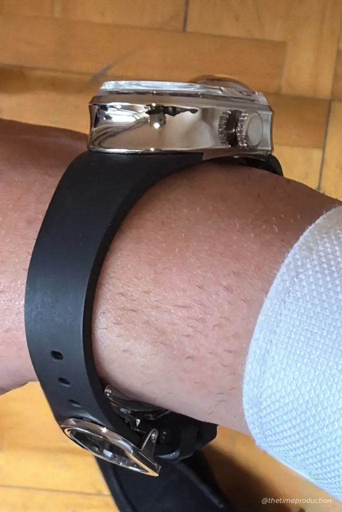 fam-al-hut-mobius-watch-review-7